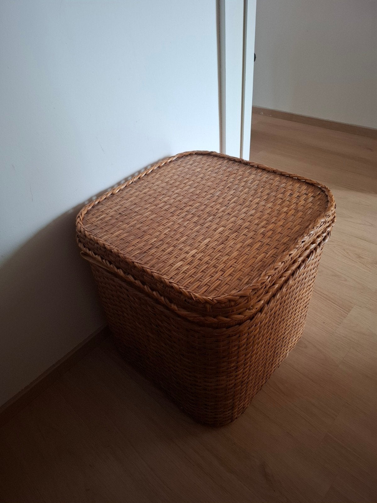 Birma rieten mand 60x60x60, Huis en Inrichting, Woonaccessoires | Schalen en Manden, Ophalen, Zo goed als nieuw, Riet