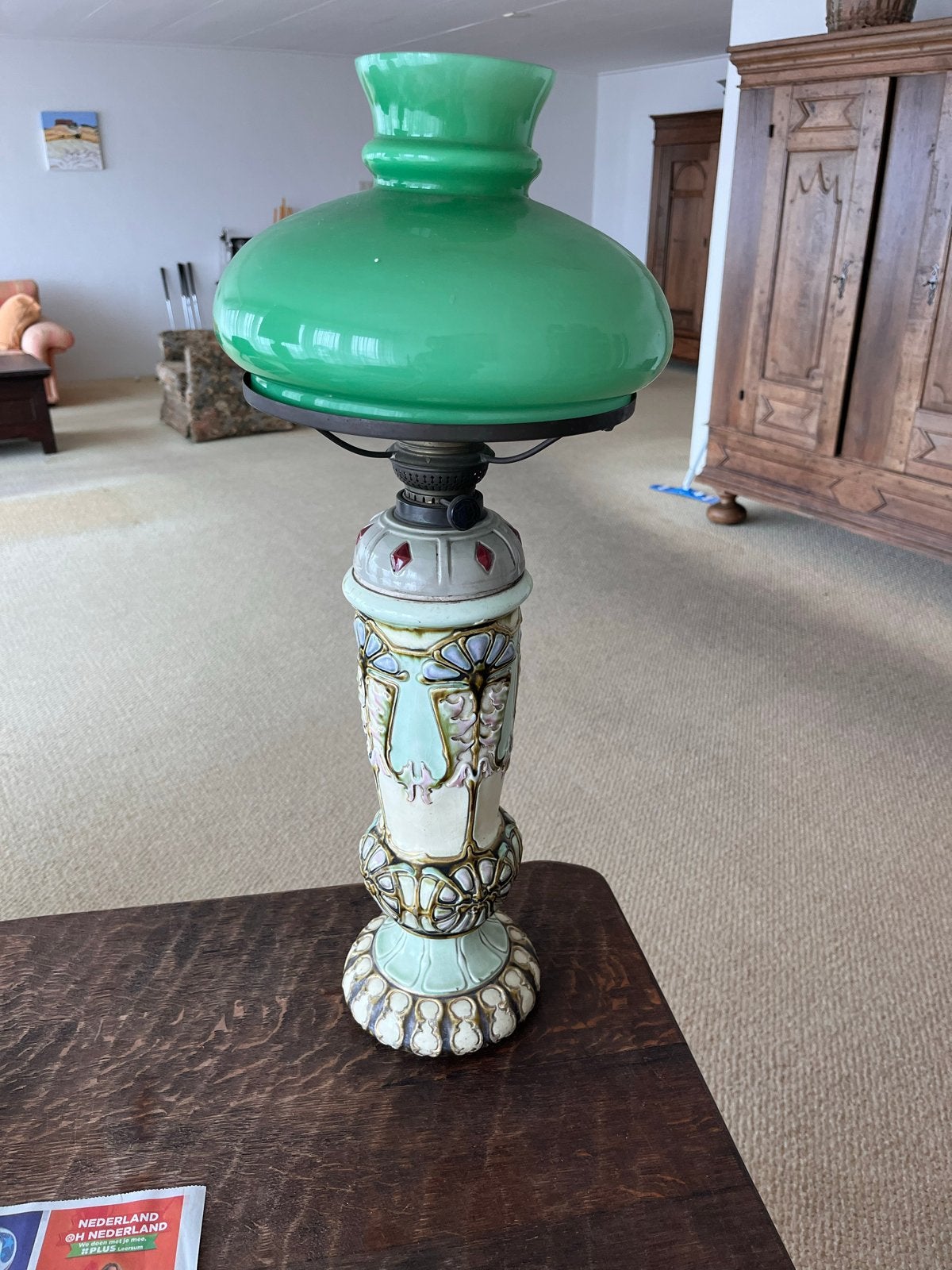 Antieke olielamp met groene glazen kap, Antiek en Kunst, Antiek | Lampen, Ophalen of Verzenden