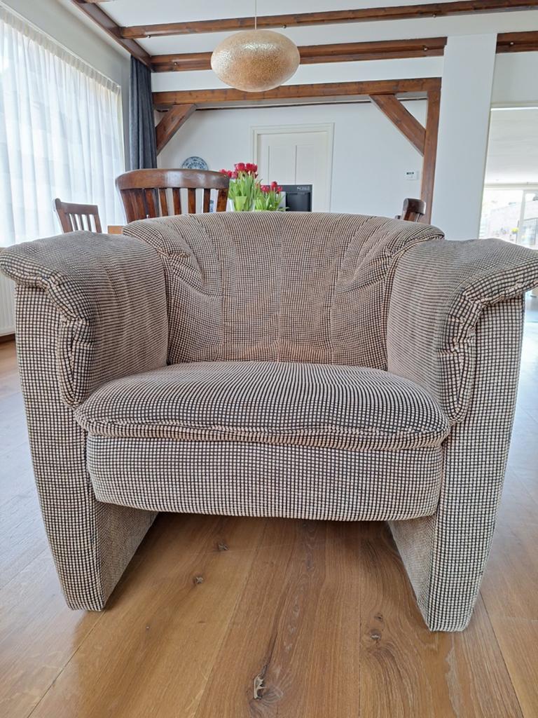 Comfortabele fauteuil met pied-de-poule patroon, Huis en Inrichting, Ophalen, Gebruikt, 75 tot 100 cm, Klassiek, Tijdloos