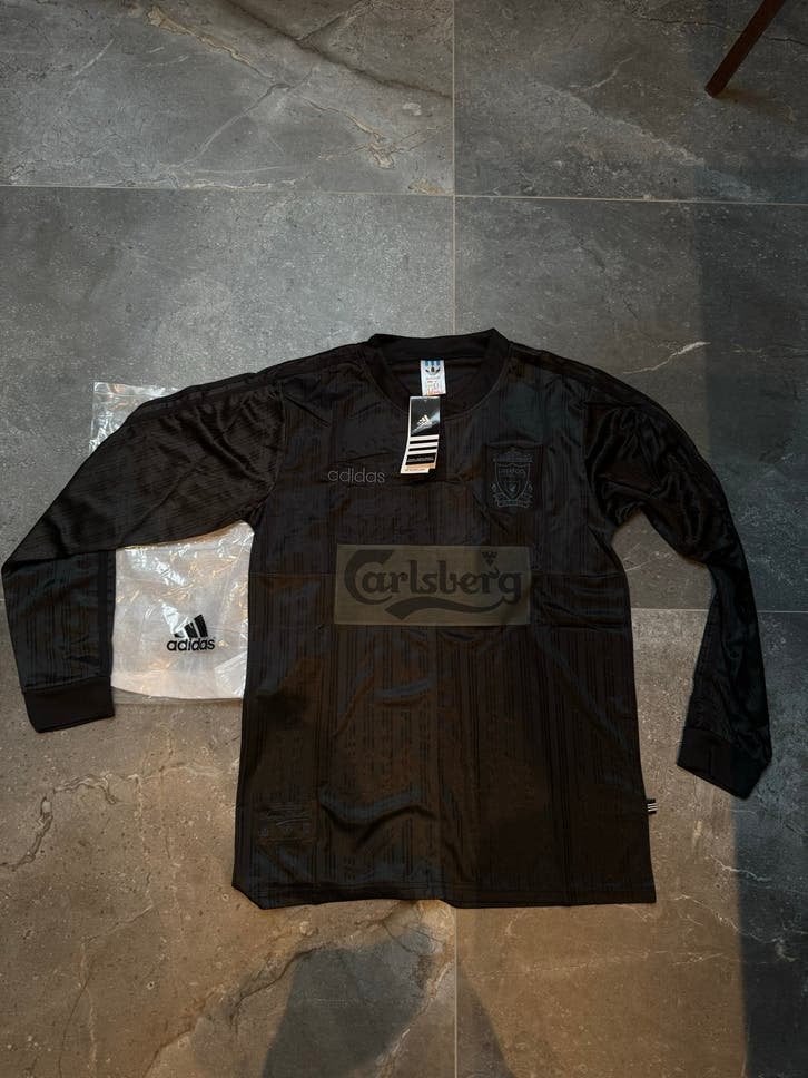 Liverpool FC Adidas Carlsberg Voetbalshirt - Nieuw, Maat 48/50 (M), Zwart, Nieuw, Ophalen of Verzenden