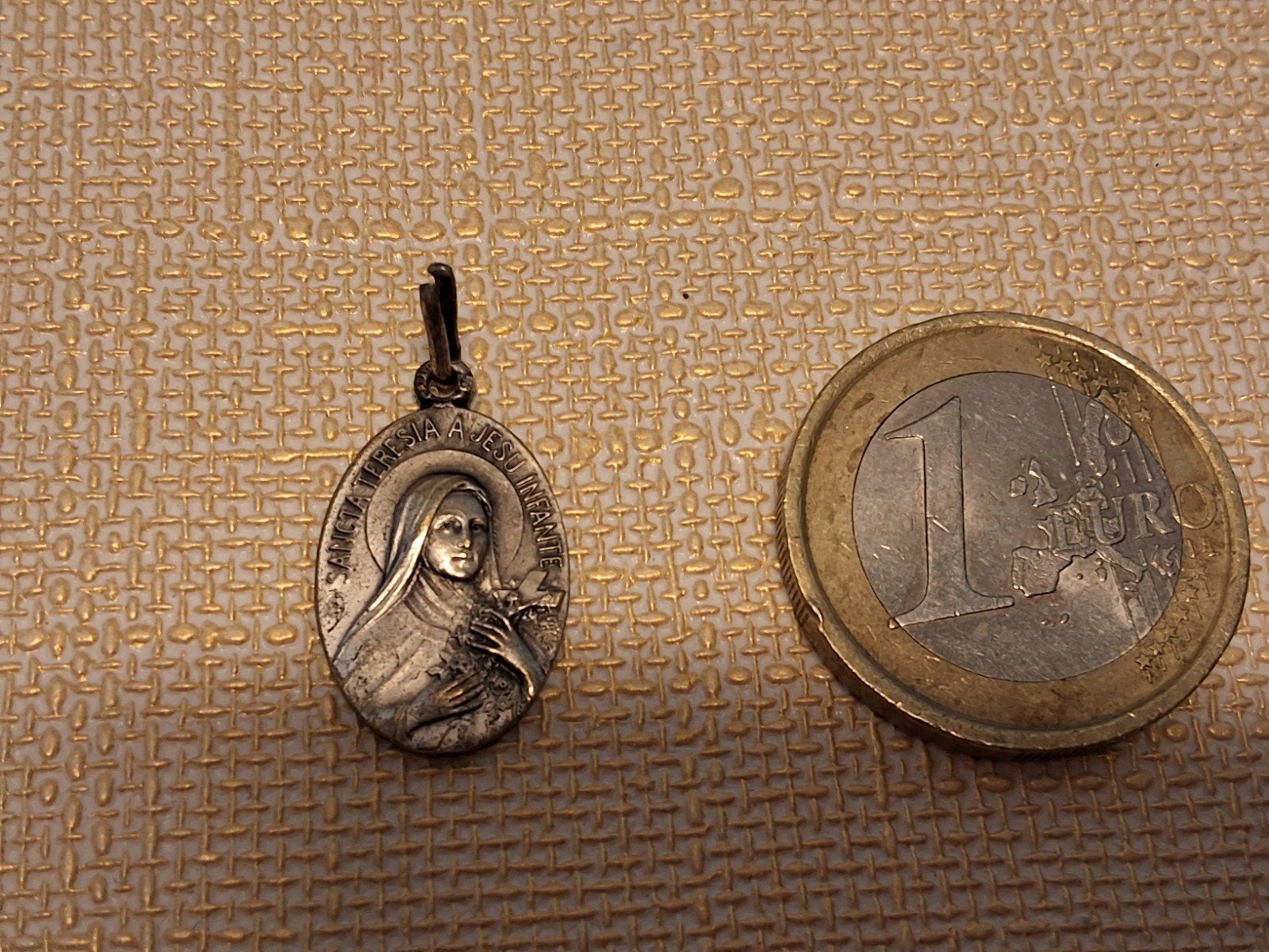 Zilveren Medaille Heilige Theresia van Lisieux, Antiek en Kunst, Ophalen of Verzenden