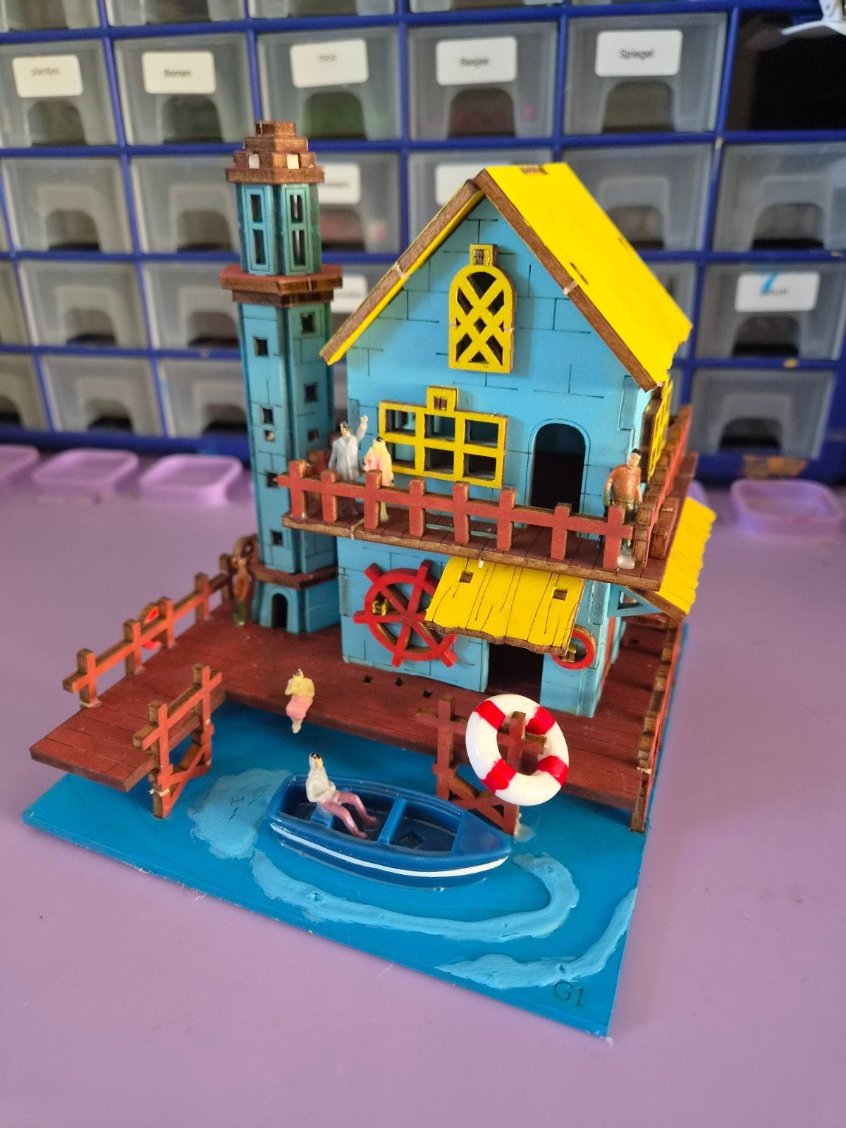 Houten huisje, Verzenden, 1:50 tot 1:144