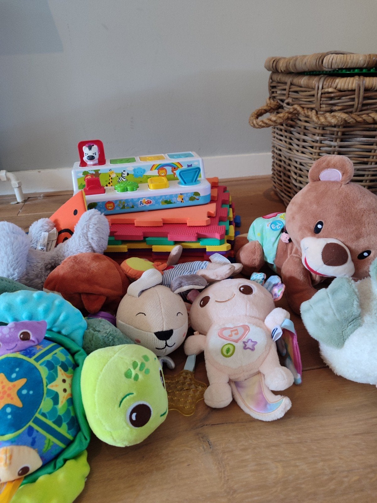 vandaag gratis en in 1x ophalen: Diverse baby- en peuterspee, Ophalen, Gebruikt, Overige typen, Met geluid
