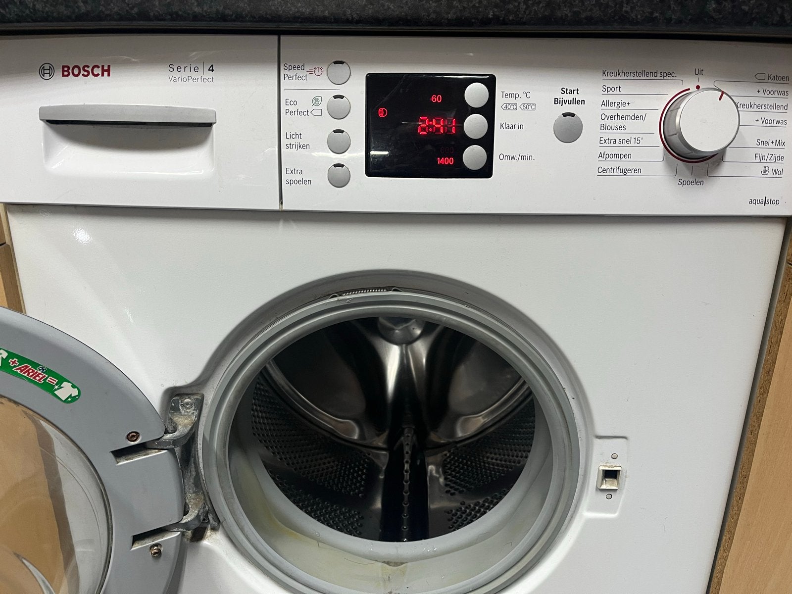 Bosch Serie 4 VarioPerfect Wasmachine - Zo goed als nieuw, Witgoed en Apparatuur, Wasmachines, 1200 tot 1600 toeren, 8 tot 10 kg