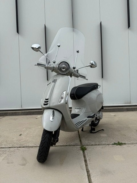 Nette Vespa Primavera 25km te koop, Fietsen en Brommers, Ophalen, Gebruikt, Overige modellen, Benzine