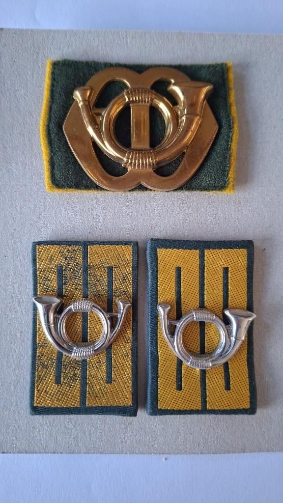 Baret emblemen & kraagspiegels 6, Verzamelen, Ophalen of Verzenden, Landmacht, Nederland, Embleem of Badge