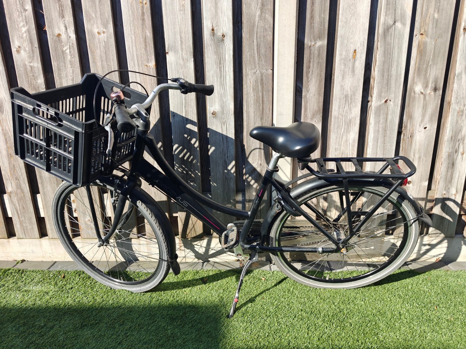 Batavus meisjes kinderfiets met Mand, Ophalen, 20 inch of meer, Gebruikt, Velgrem