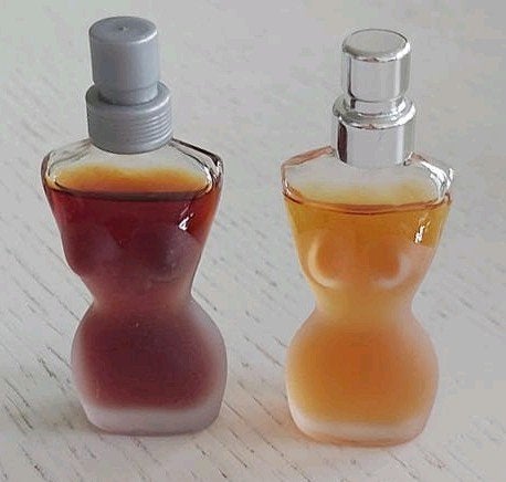 2 Flesjes parfum en eau de toilette van Jean Paul Gaultier, Ophalen of Verzenden, Zo goed als nieuw, Miniatuur, Gevuld
