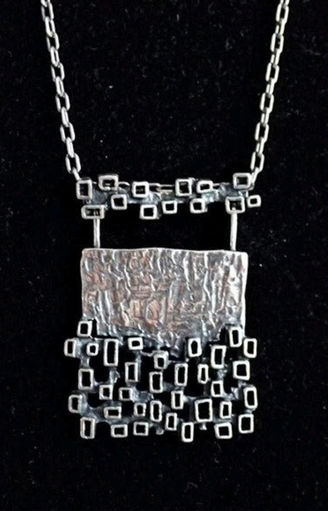 Zilveren Hanger Ketting met Abstract Design Theodor Klotz, Met hanger, Gebruikt, Ophalen of Verzenden, Zilver