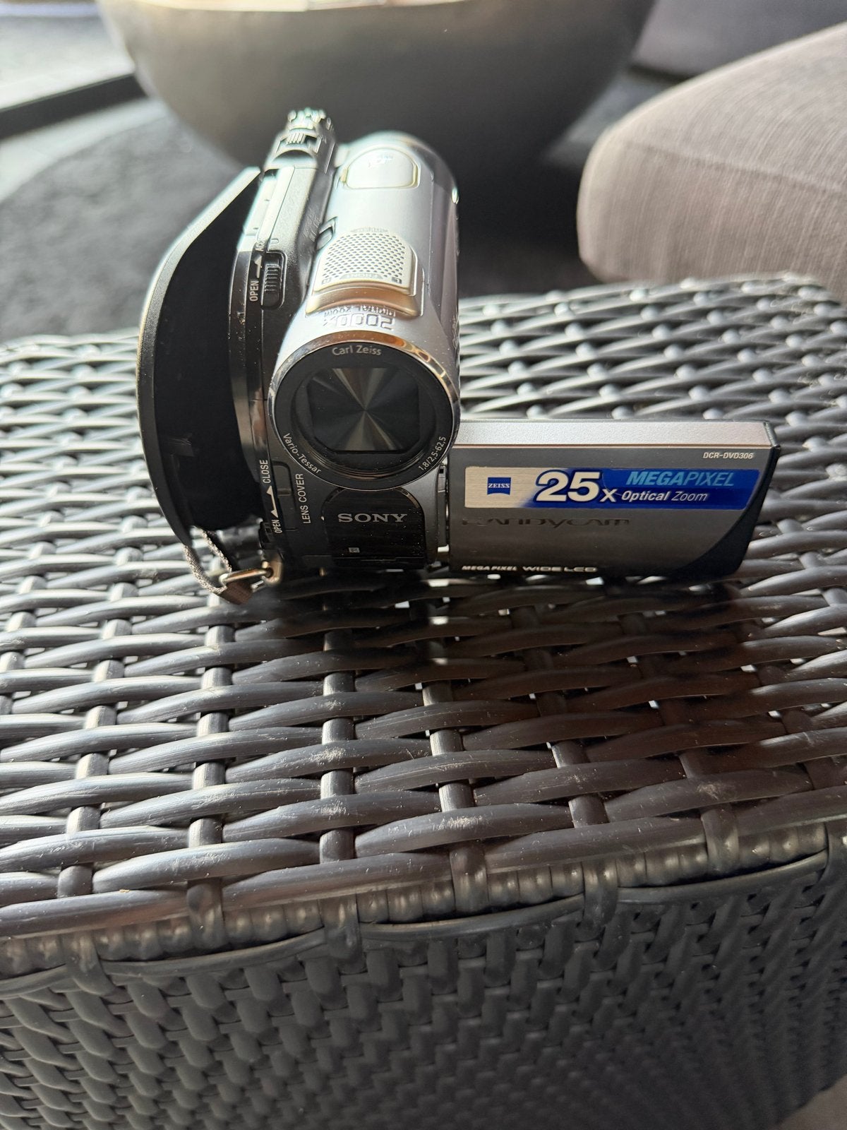 Sony Handycam DCR-DVD92E met accessoires en tas, Gebruikt, Dvd, 20x of meer, Ophalen of Verzenden