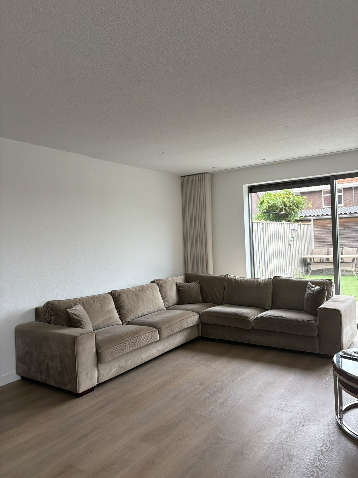 Ruime UrbanSofa hoekbank – 320 x 295 cm, Ophalen, Gebruikt, Stof