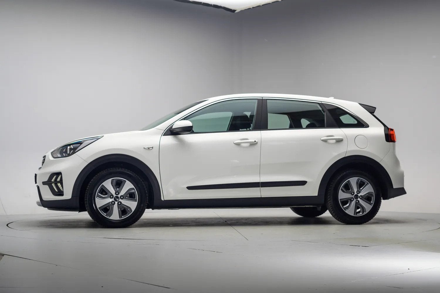 Kia Niro 1.6 GDi Hybrid Comfortline Aut. [ Lane Assist Clima, Auto's, Kia, Automaat, Gebruikt, Wit, Origineel Nederlands