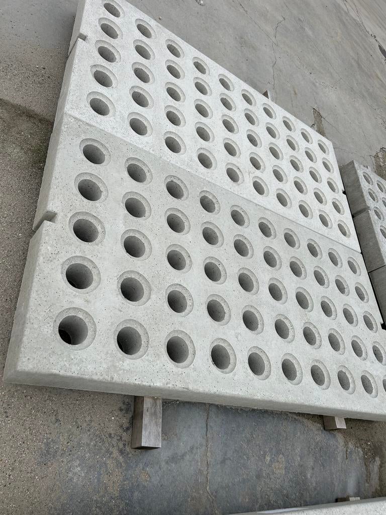 Waterpasserende betonplaten 200x100x14 - Duurzaam waterbehee, Tuin en Terras, Tegels en Klinkers, Ophalen of Verzenden, Nieuw