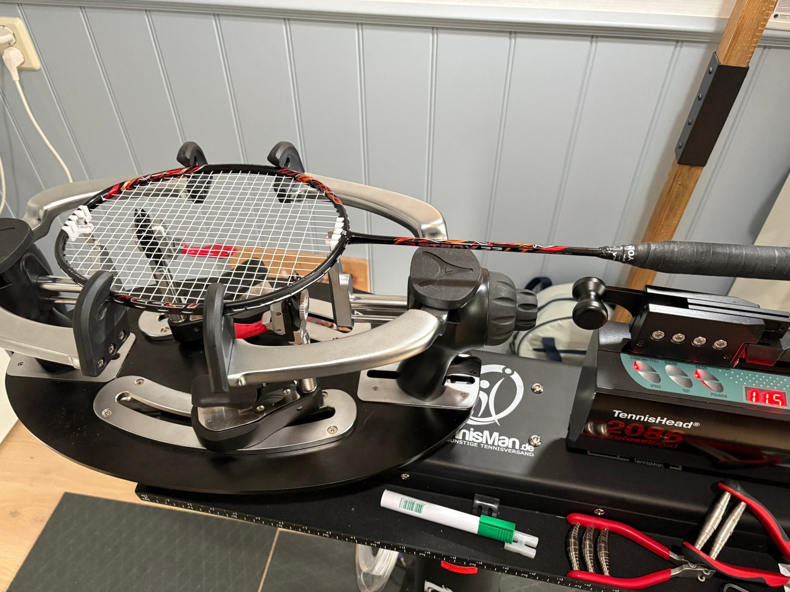 Bespanservice Badmintonrackets (Amersfoort), Sport en Fitness, Ophalen, Zo goed als nieuw, Racket(s)