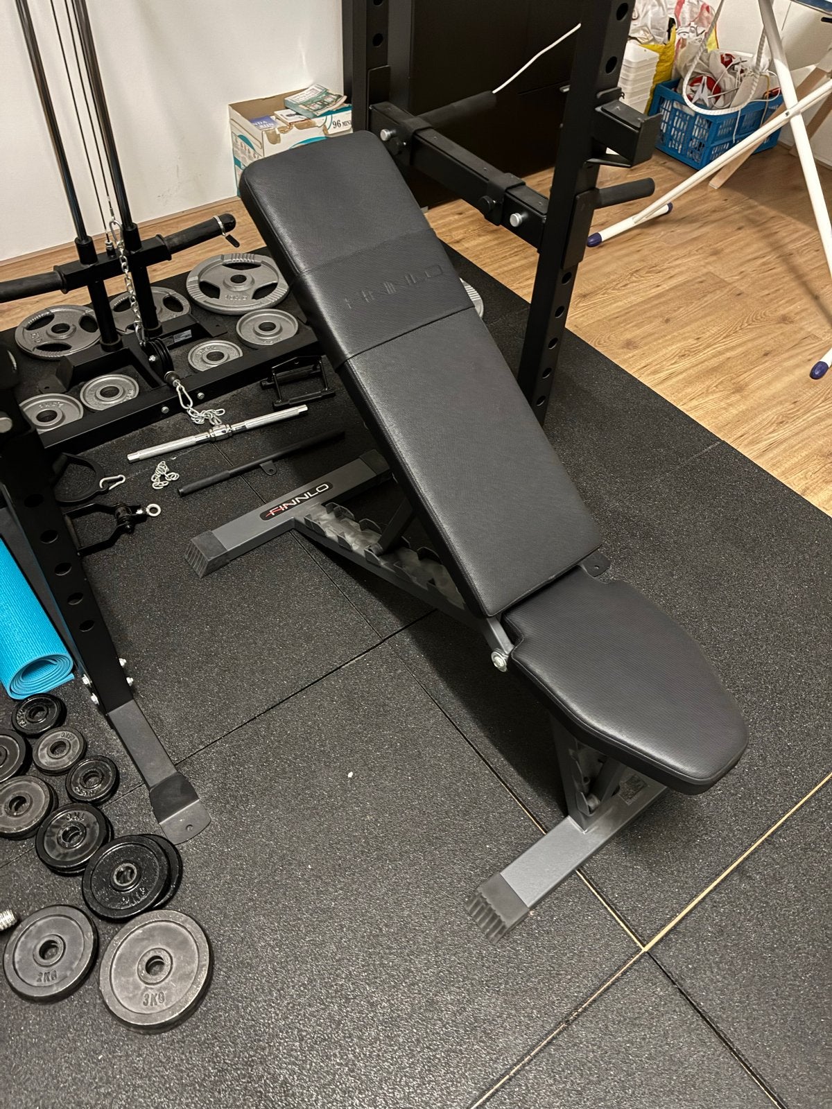 Taurus Power Rack met Finnlo bank en gewichten home gym, Ophalen, Krachtstation, Armen, Zo goed als nieuw