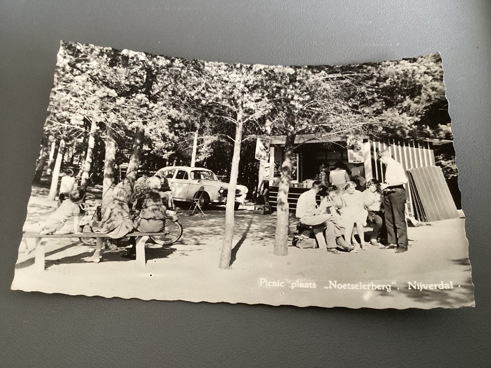 Nijverdal (Ov.). Picnic plaats “Noetselerberg”.1968, Ophalen of Verzenden, 1960 tot 1980, Overijssel