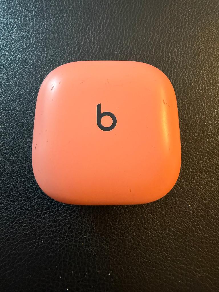 Beats by Dr. Dre Fit Pro A2578 Pink Charging Case, Gebruikt, Ophalen of Verzenden, In oorschelp (earbud), Roze