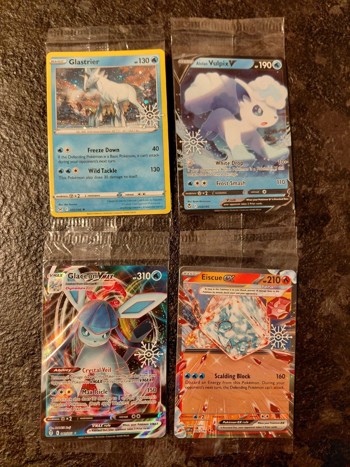 Pokémon Kaarten: snowflake stamped, Ophalen of Verzenden, Zo goed als nieuw, Meerdere kaarten