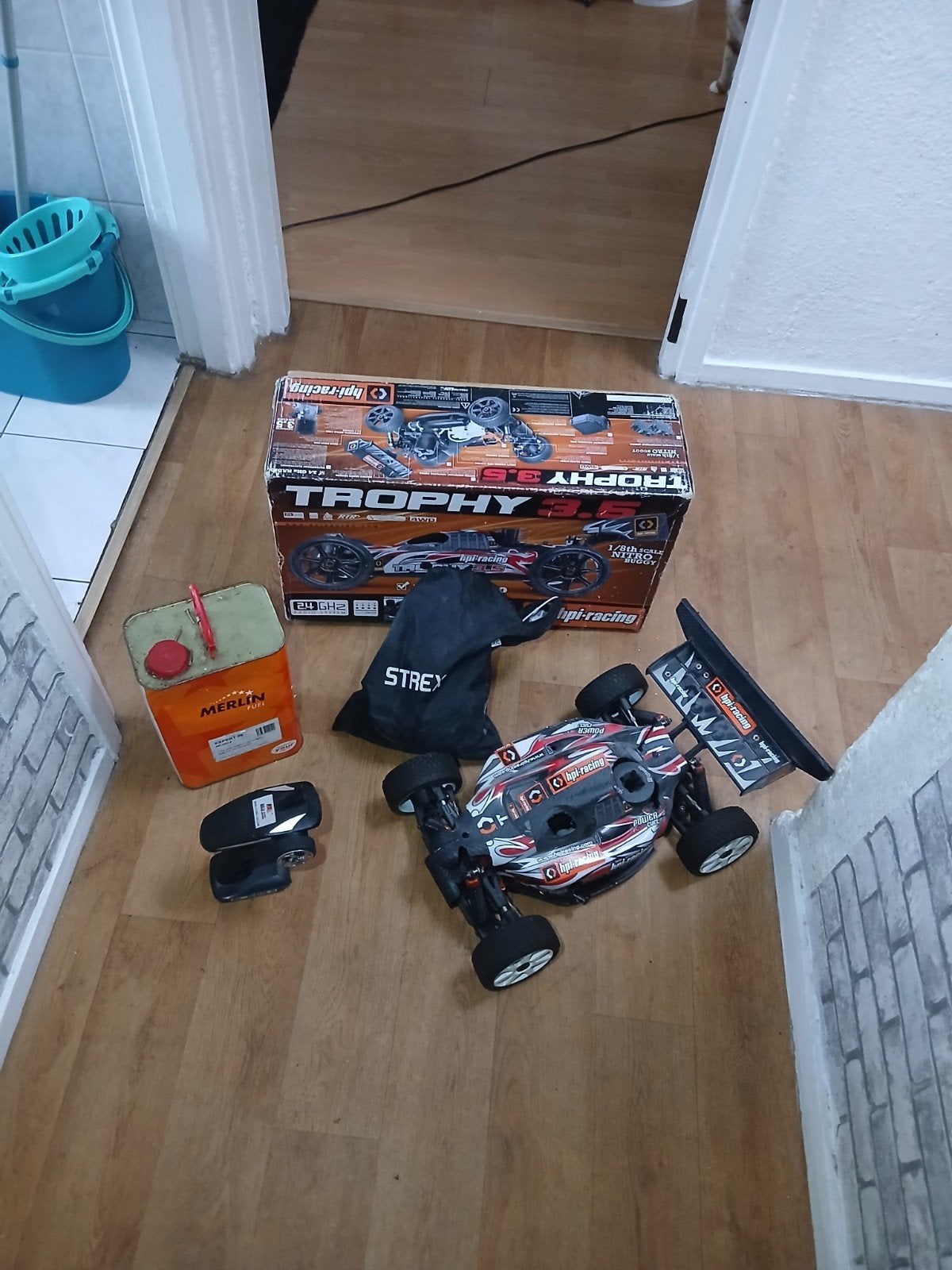 trophy nitro 3,5 compleet, Hobby en Vrije tijd, Ophalen of Verzenden, Nitro, Auto offroad