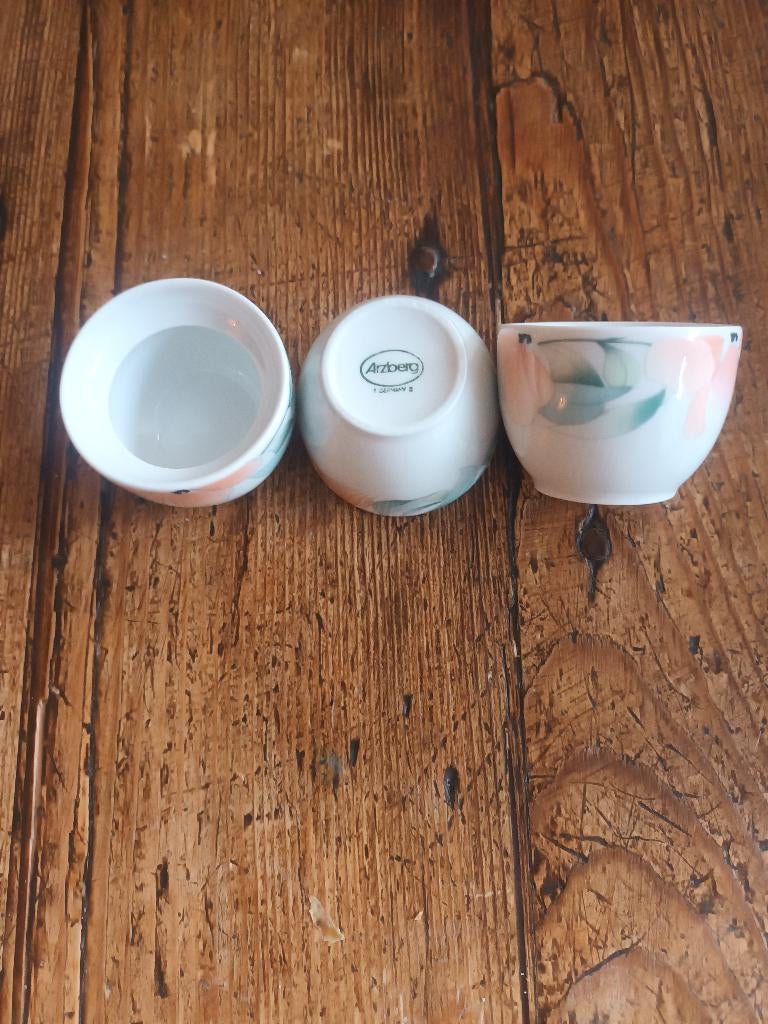 Eierdopje 2x Arzberg, Huis en Inrichting, Keuken | Servies, Zo goed als nieuw, Overige typen, Overige stijlen, Porselein, Ophalen of Verzenden