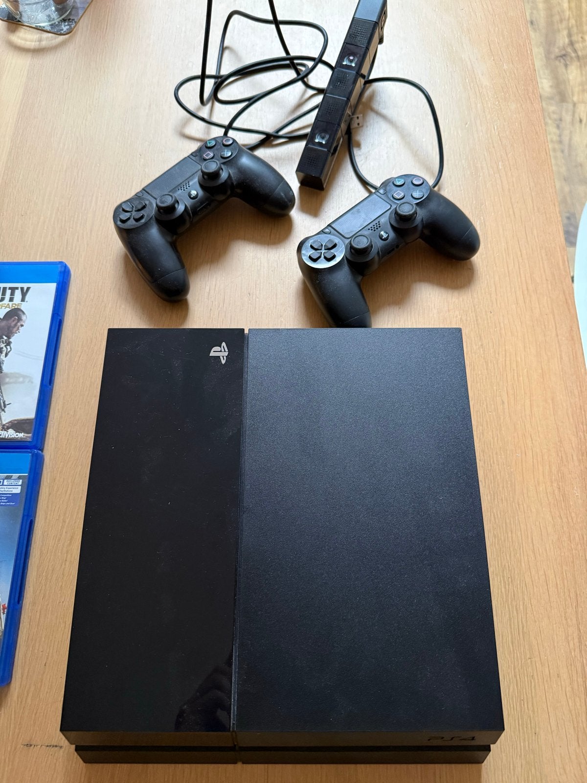 PlayStation 4 met 2 DualShock controllers en 14 spellen, Ophalen, Gebruikt, Vanaf 18 jaar, Overige genres