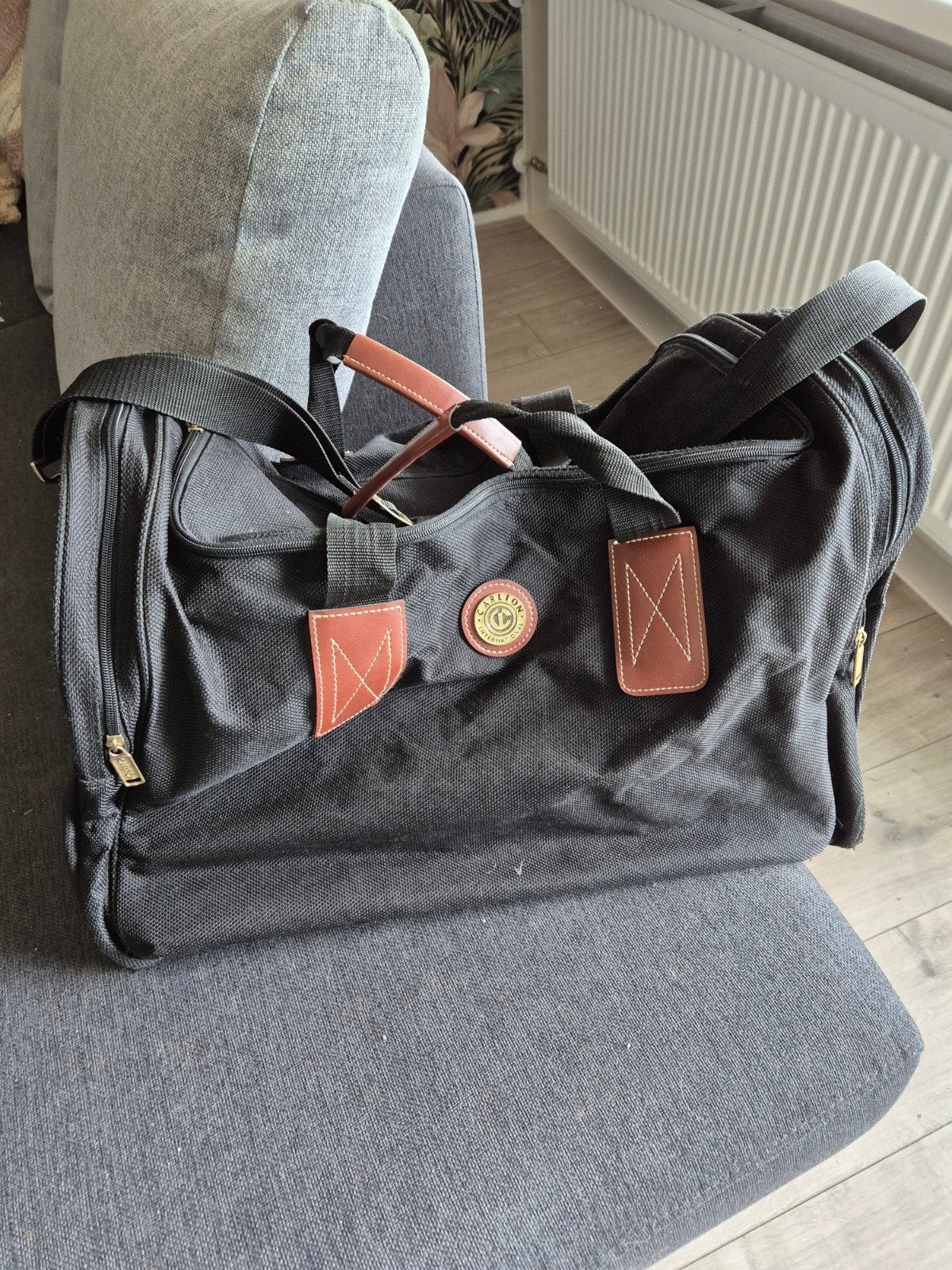 Weekendtas, Ophalen of Verzenden, Gebruikt, Zwart, 30 cm of meer