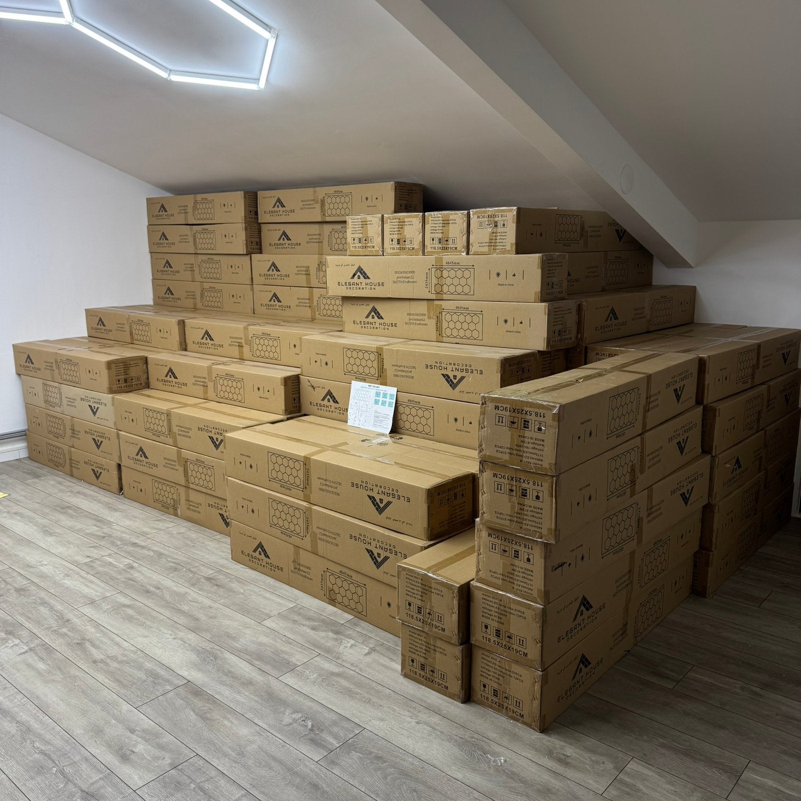 Hexagon LED Honeycomb — Partij 900 st — Groothandel/Reseller, Ophalen of Verzenden, Nieuw, 500 watt of meer, Lamp met armatuur