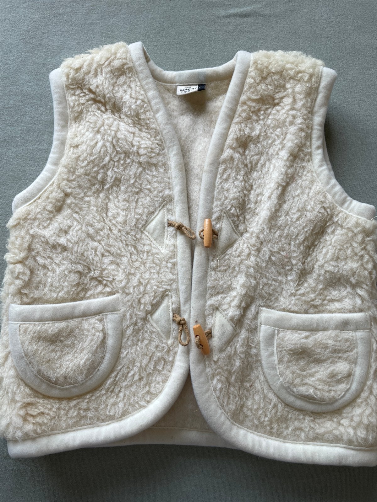 Alwero wollen bodywarmer voor kinderen (5-7 jaar), Ophalen of Verzenden, Zo goed als nieuw