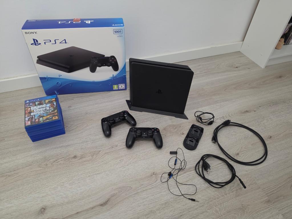 PS4 Slim 1 TB | complete set | 2 controllers | 7 games, Met 2 controllers, Ophalen of Verzenden, Zo goed als nieuw, Met harde schijf