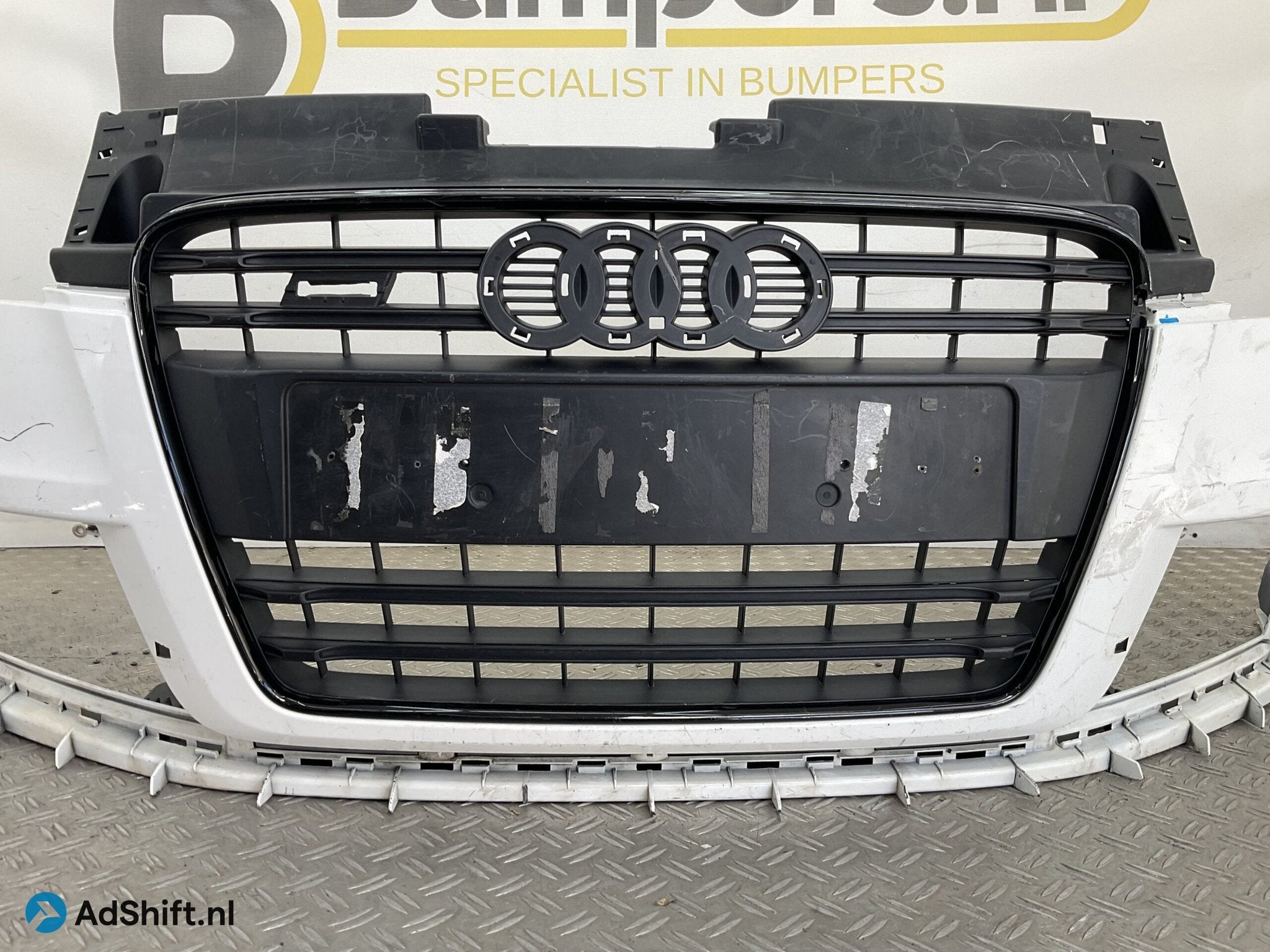 Bumper Audi TT TTS Mk2 2006-2014 8J0807233F Voorbumper H3-22, Auto-onderdelen, Bumper
