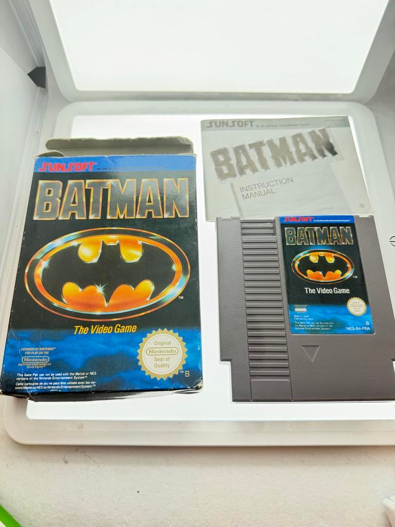 Batman The Video Game NES (Compleet met doos en boekje), Spelcomputers en Games, Games | Nintendo NES, Avontuur en Actie, 1 speler