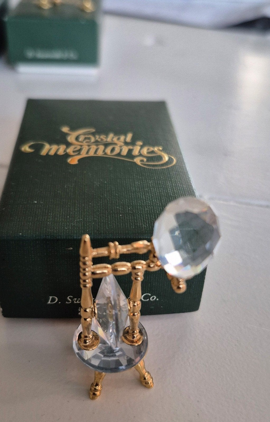 Crystal Memories miniatuur spinnenwiel met doosje, Ophalen of Verzenden