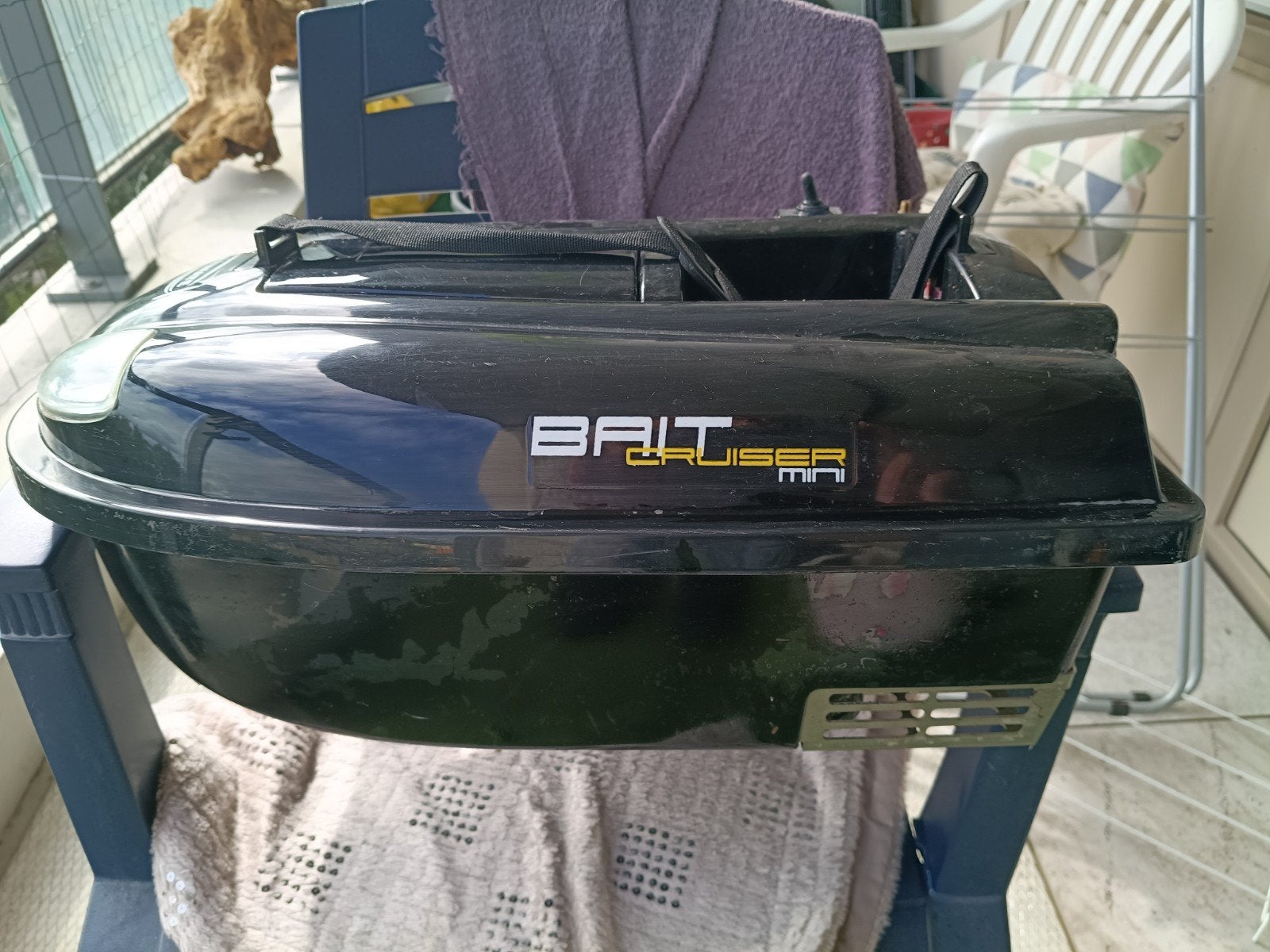 Ultimate Bait Cruiser Mini voerboot zonder remote controller, Ophalen, Gebruikt, Overige typen