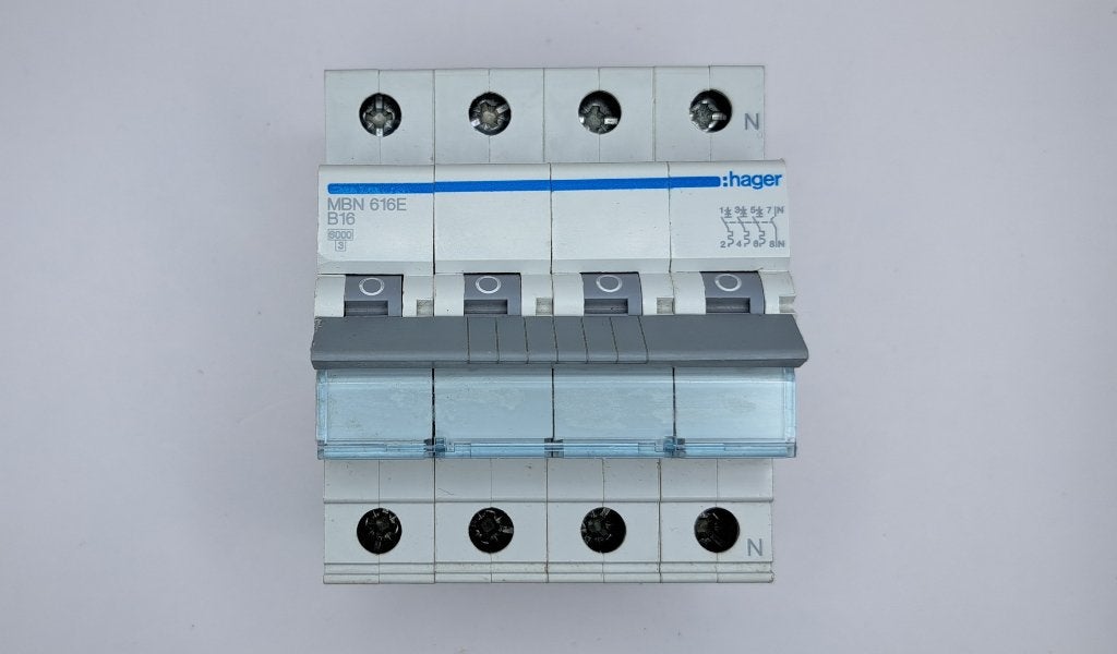 Hager Groepenkast Automaat krachtstroom MBN616E B16 (1x), Gebruikt, Onbekend, Ophalen of Verzenden, Onbekend