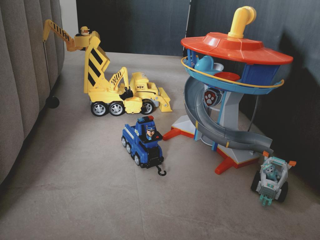 Complete Paw Patrol set met hoofdkantoor en 3 voertuigen, Ophalen of Verzenden, Gebruikt, Jongen of Meisje