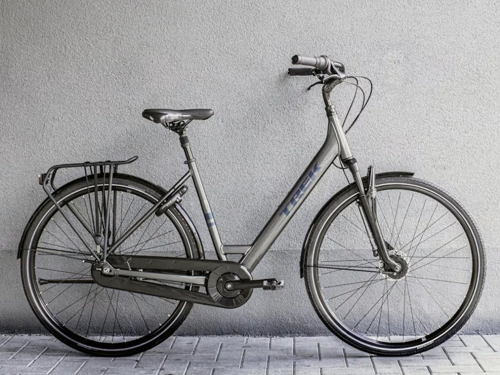 Trek District 2 Equipped Lowstep stadsfiets 2023 ZGAN‼️, Velgrem, Versnellingen, 56 cm of meer, Zo goed als nieuw