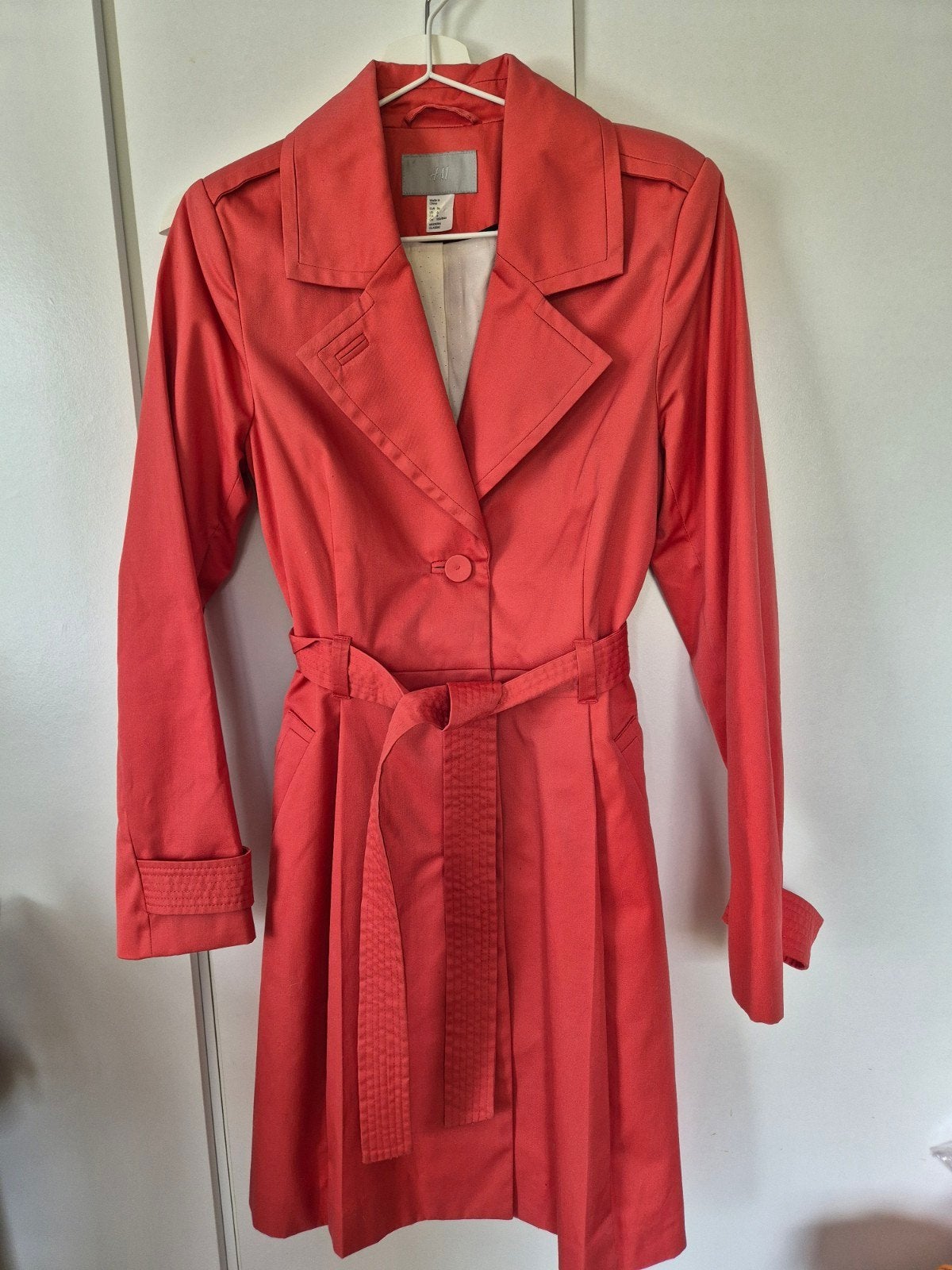 Dames jas Koraal kleur Maat 36, Kleding | Dames, Jassen | Zomer, H&M, Overige kleuren, Ophalen of Verzenden, Zo goed als nieuw