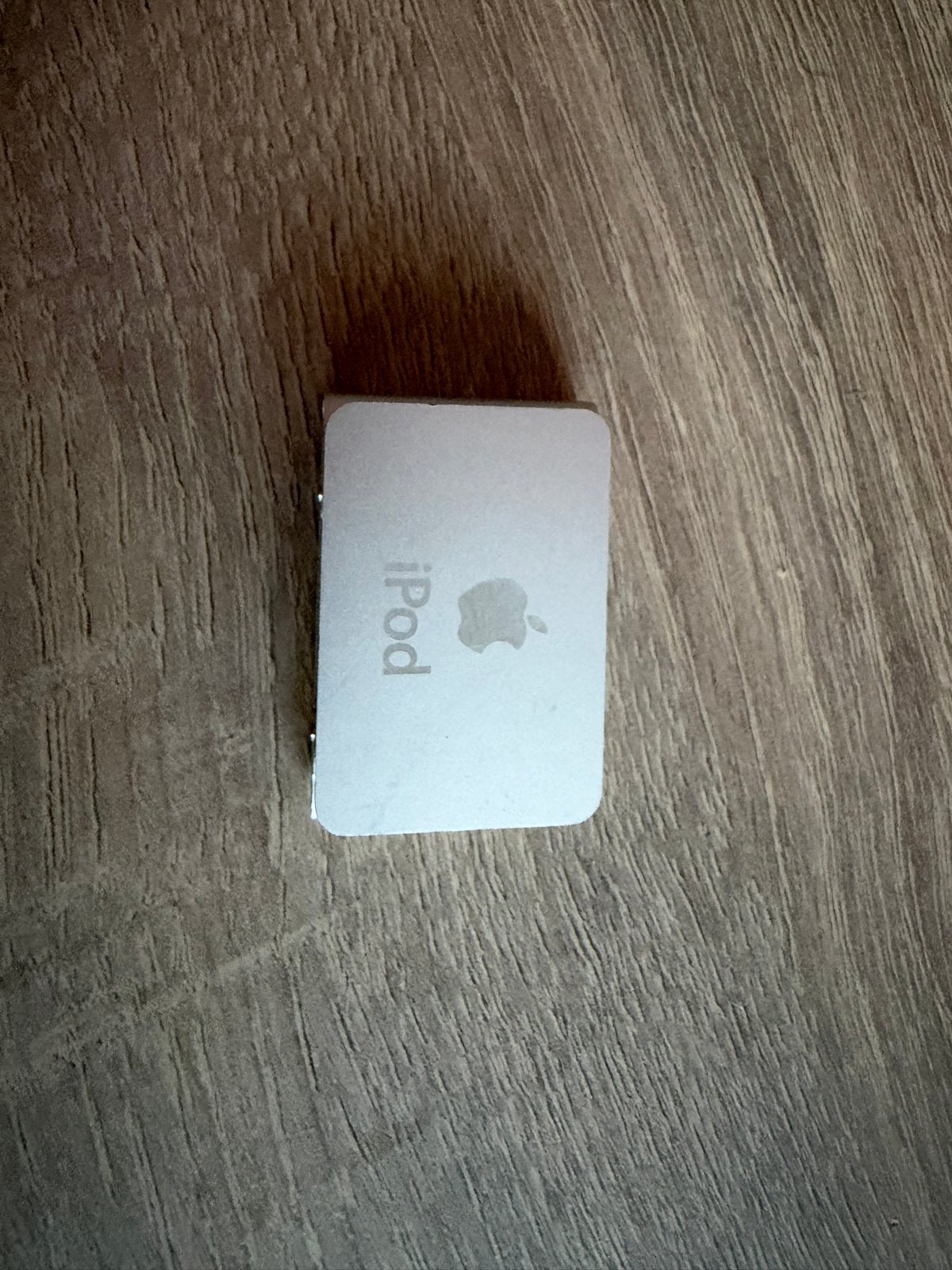Apple iPod Shuffle 2e generatie - Zilver, Audio, Tv en Foto, Gebruikt, Shuffle, Zilver, Minder dan 2 GB