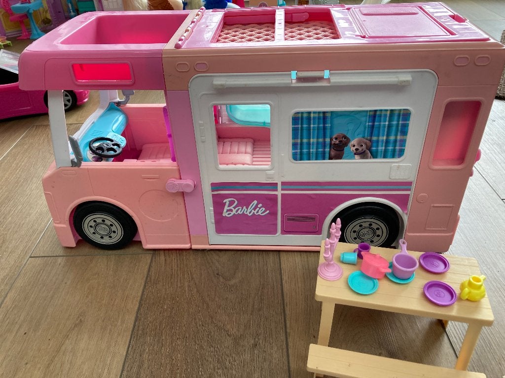 Foto 3 van Barbie allerlei