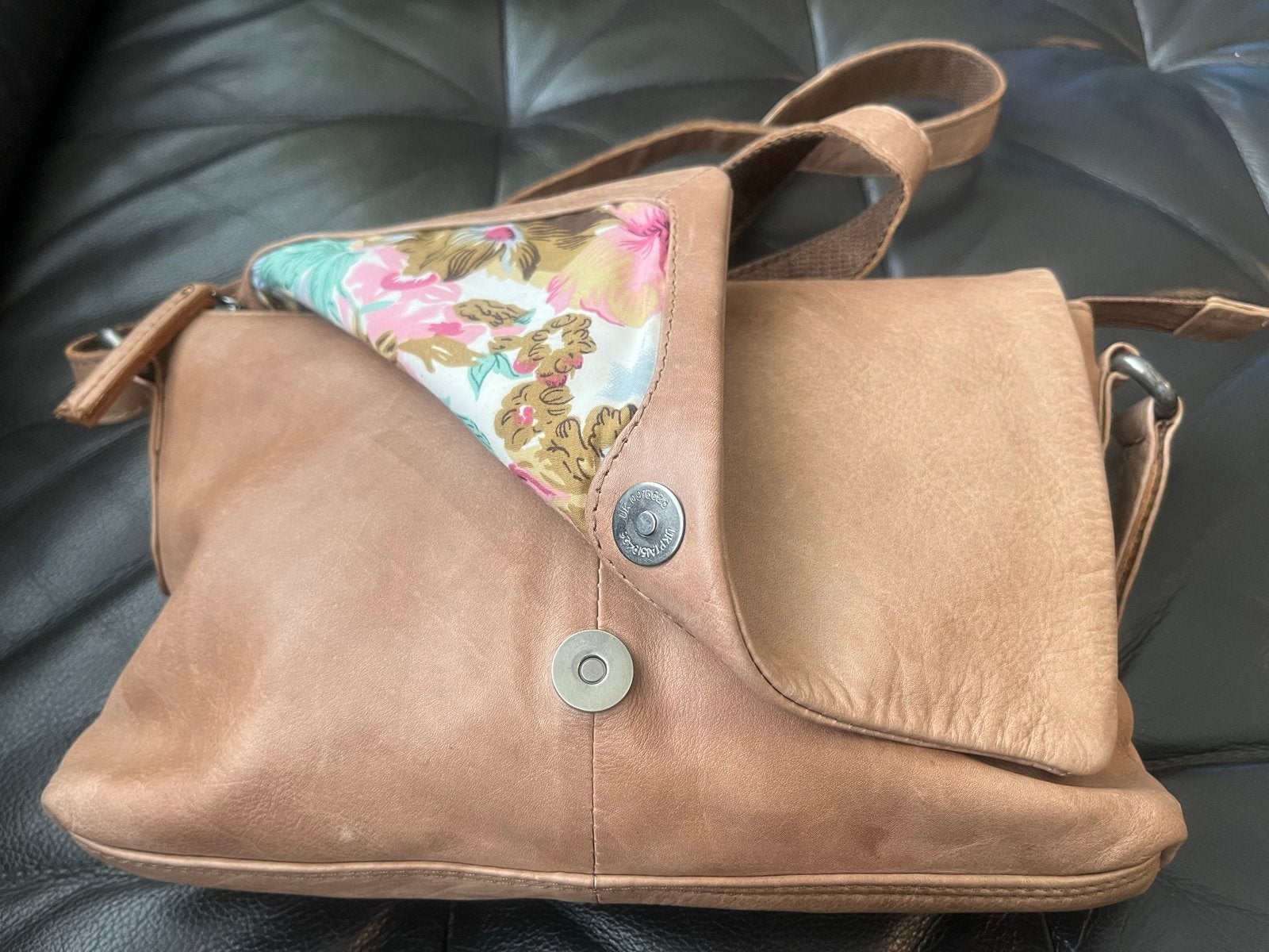 Spikes & Sparrow Leren Schoudertas/Crossbody Tas - Camel, Ophalen of Verzenden, Zo goed als nieuw, Bruin, Schoudertasje