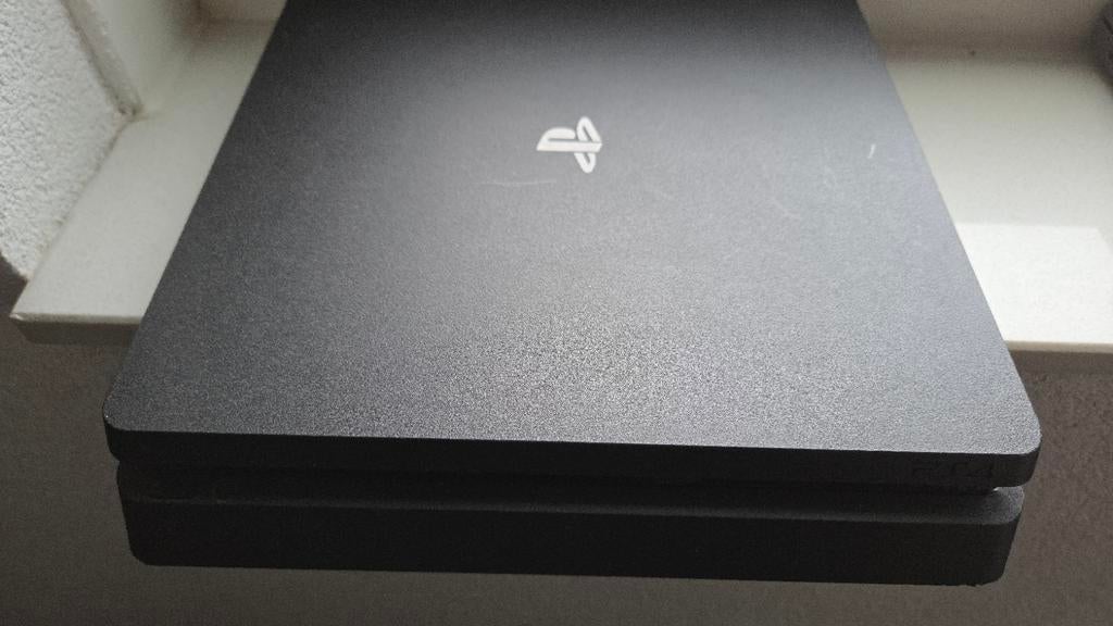 PlayStation 4 met 2 controllers en 12 spellen, Ophalen, Gebruikt, Met 2 controllers, Original