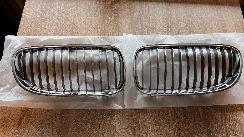 GRILL E93 CHROME OEM, Gebruikt, Voor, Ophalen of Verzenden, Bumper