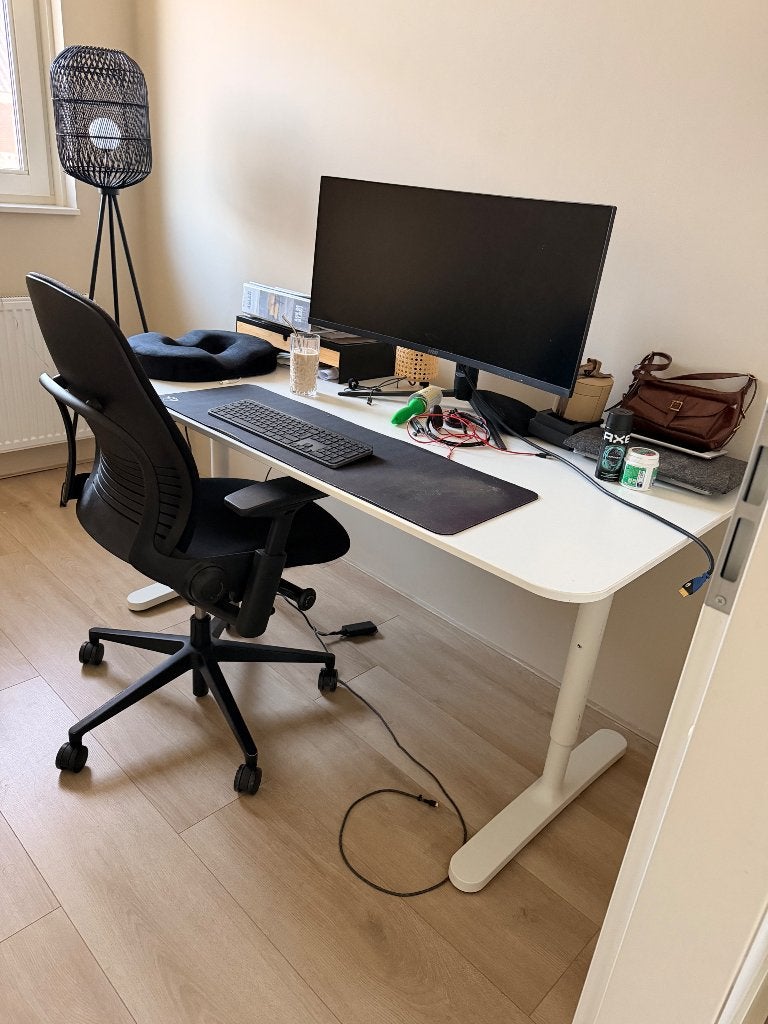 Bureau Ikea, Ophalen, Gebruikt