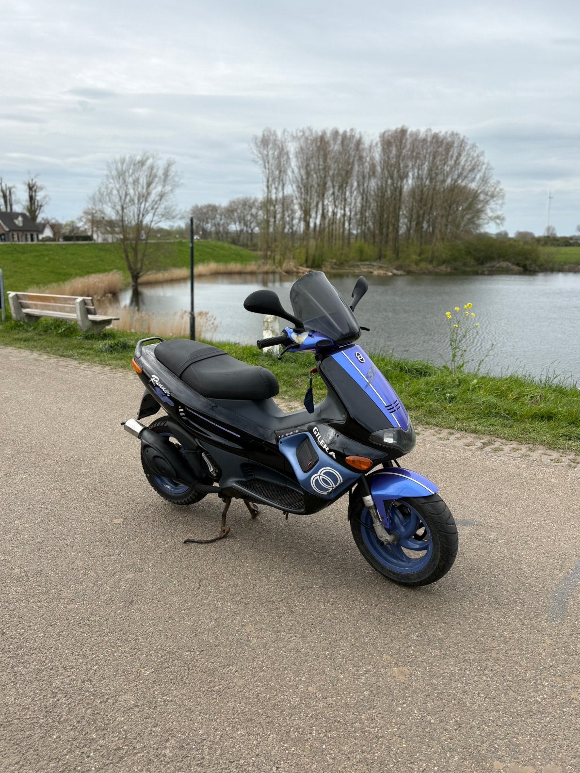 Gilera Runner - Violet, Fietsen en Brommers, Scooters | Piaggio, Ophalen, Zo goed als nieuw, Benzine, Overige modellen