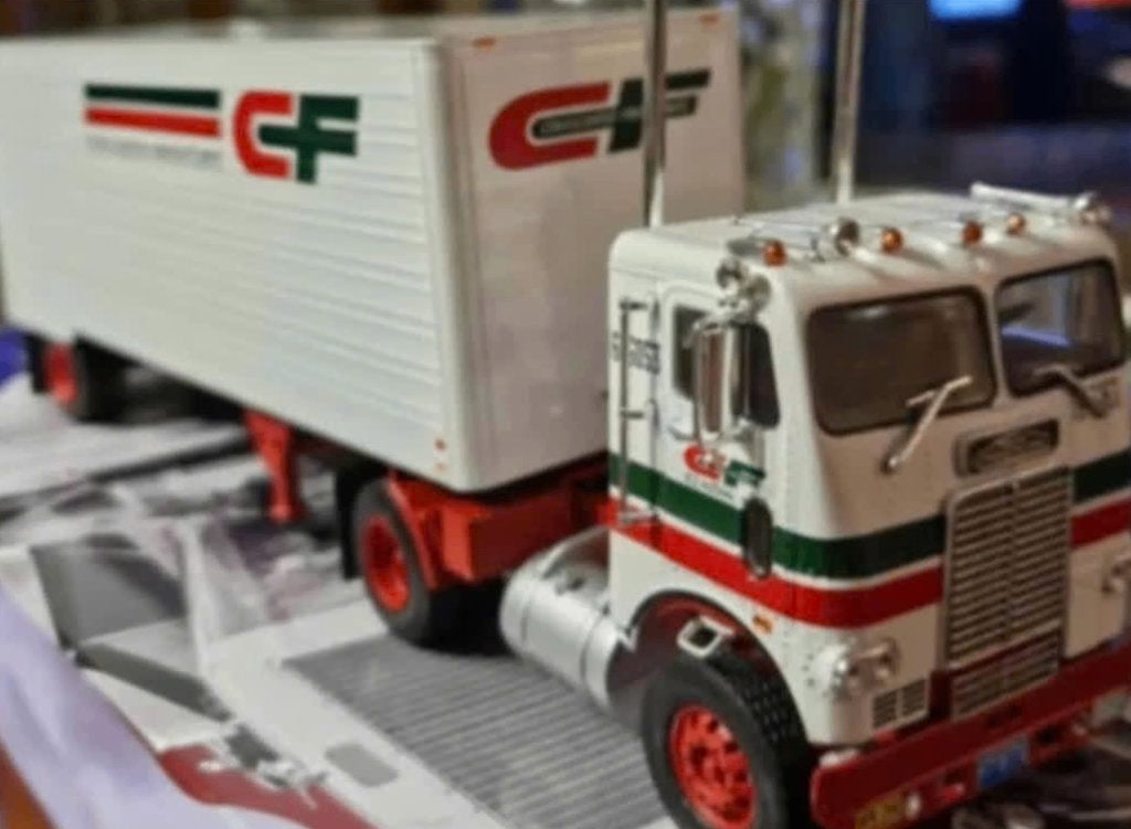 White Freightliner CF COE 1966 schaal 1/43 USA trucks # 78, Verzenden, Nieuw, Bus of Vrachtwagen, Overige merken
