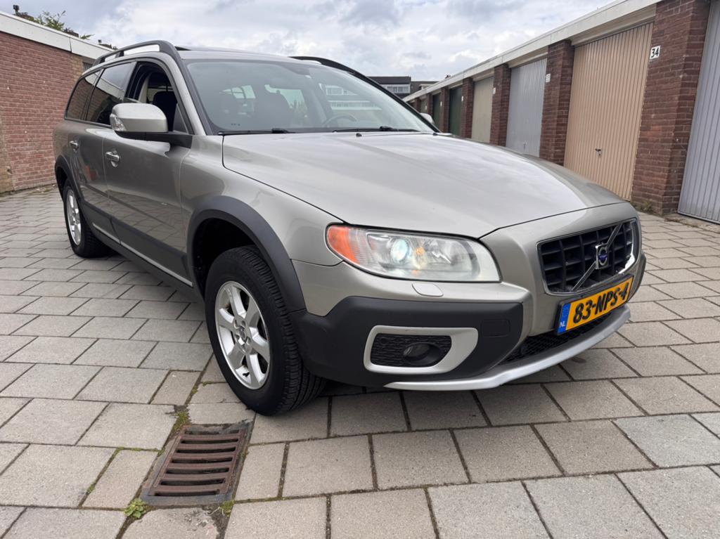 Volvo XC70 AWD 3.2 benzine, Auto's, Volvo, Particulier, XC70, 4x4, Achteruitrijcamera, Adaptieve lichten, Airbags, Airconditioning