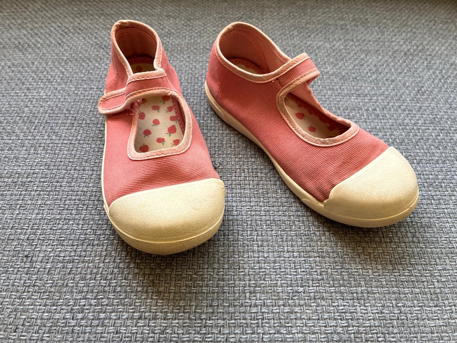 Schoenen - Sandal Zara Maat 28, Ophalen of Verzenden, Zo goed als nieuw, Zwart, Sneakers of Gympen