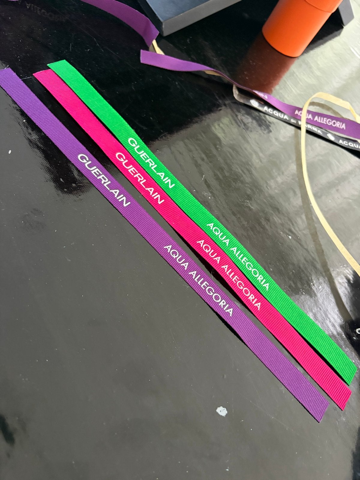 Diverse merk linten voor knutselen en decoratie, Gebruikt, Overige thema's, Textiel, Meerkleurig