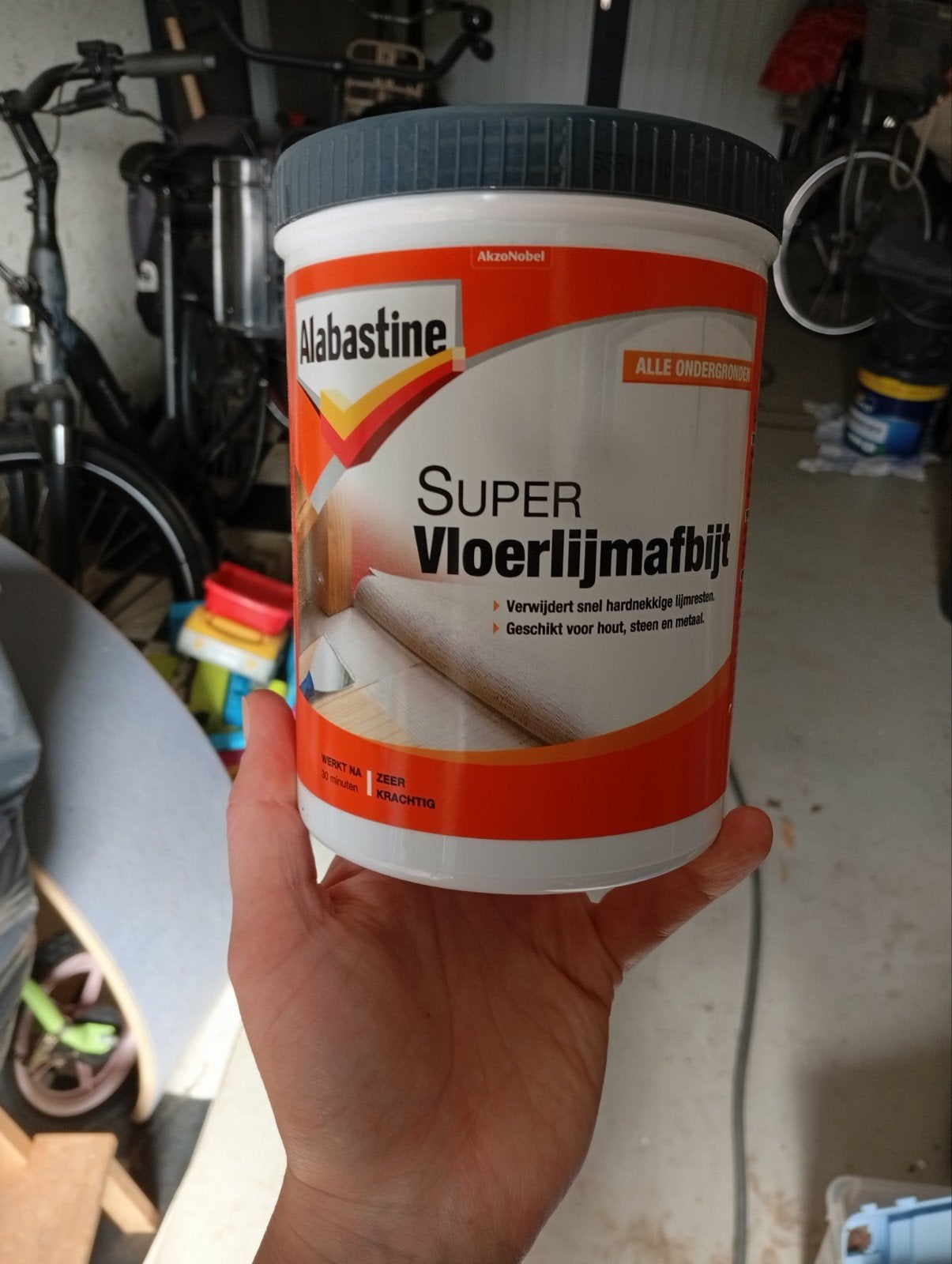 Vloerlijm afbijt, Ophalen
