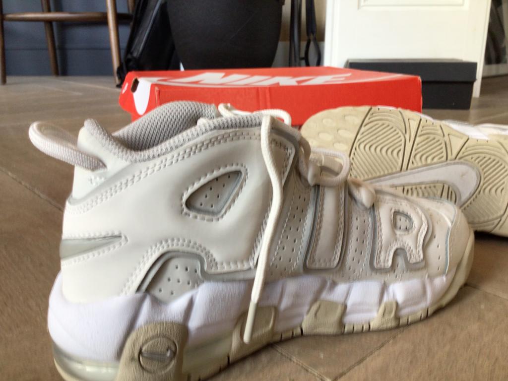 Nike Air More Uptempo '96 - Maat 36, Wit, Ophalen of Verzenden, Sneakers of Gympen, Gedragen